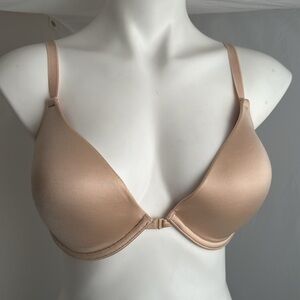 Wonderbra Light Lift Front Close Gel Push Up bra nude